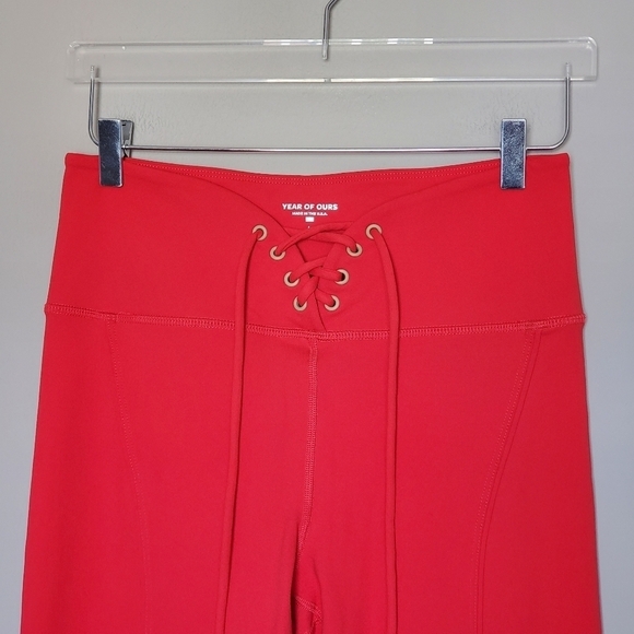 NWOT Year of Ours X Revolve Red Hot Lace Up Football Leggings Size Large - Picture 5 of 11